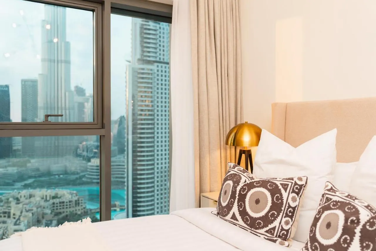 Apartment Burj Royal-Luxurious 2 Bedrooms -Downtown-Burj & Fountain View Dubai