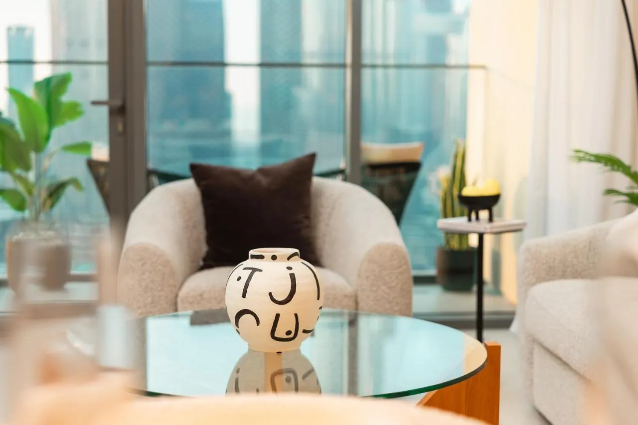 Burj Royal-Luxurious 2 Bedrooms -Downtown-Burj & Fountain View Dubai Apartment