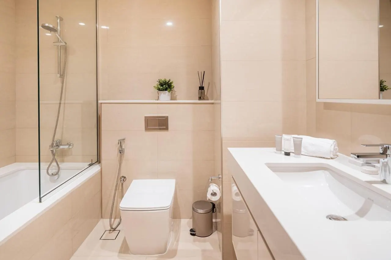 Burj Royal-Luxurious 2 Bedrooms -Downtown-Burj & Fountain View Dubai Apartment