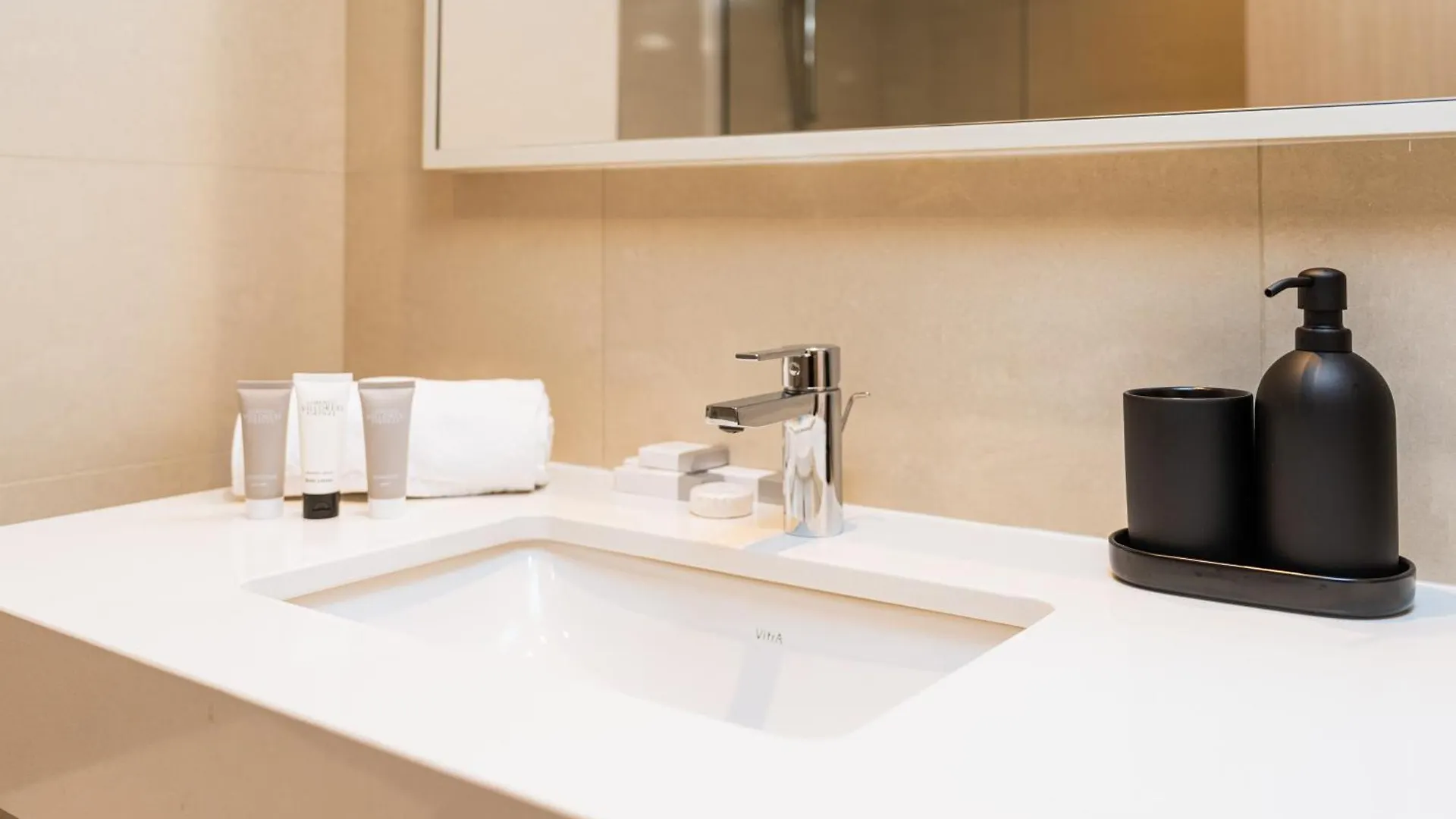 Apartment Burj Royal-Luxurious 2 Bedrooms -Downtown-Burj & Fountain View Dubai United Arab Emirates