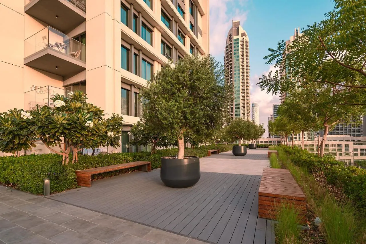 Apartment Burj Royal-Luxurious 2 Bedrooms -Downtown-Burj & Fountain View Dubai